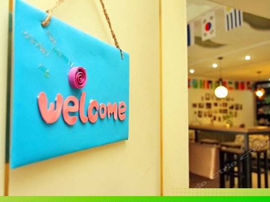 女生独卫私密八人间（床位房）