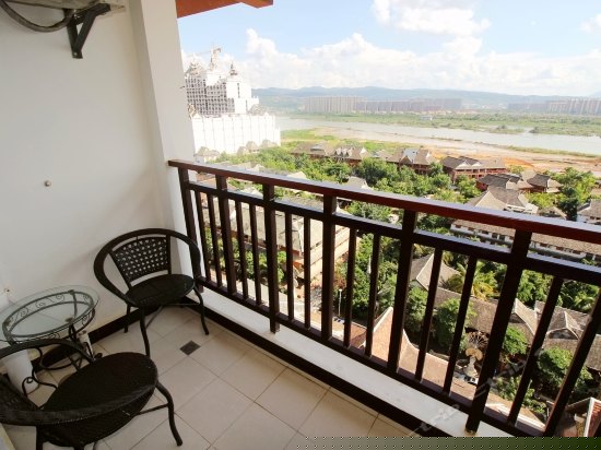 江景阳台双床房（带独立观澜沧江露台）