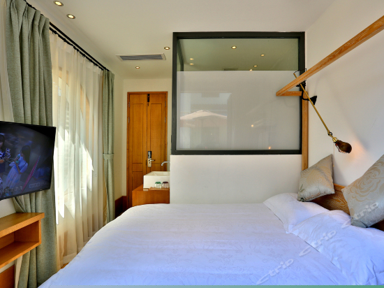 中式庭院大床房