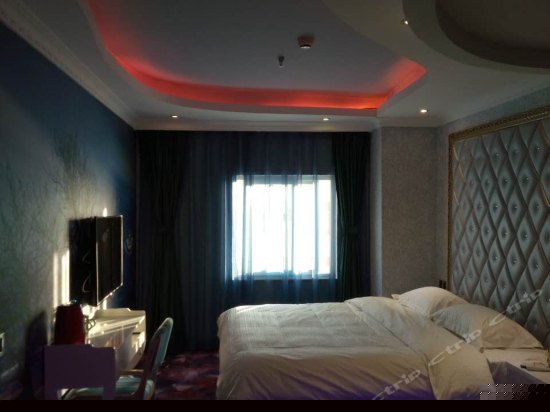 精品主题大床房