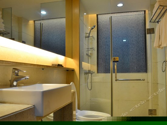 新浪精装海景2房1厅套房