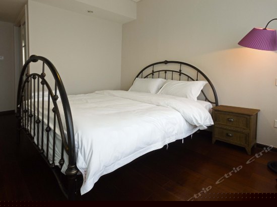 豪华双大床观景套房