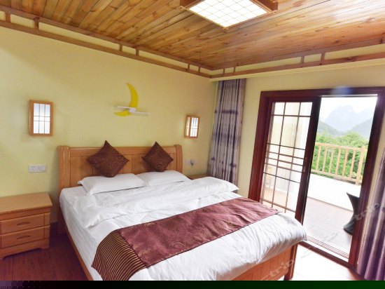 豪华观景大床房