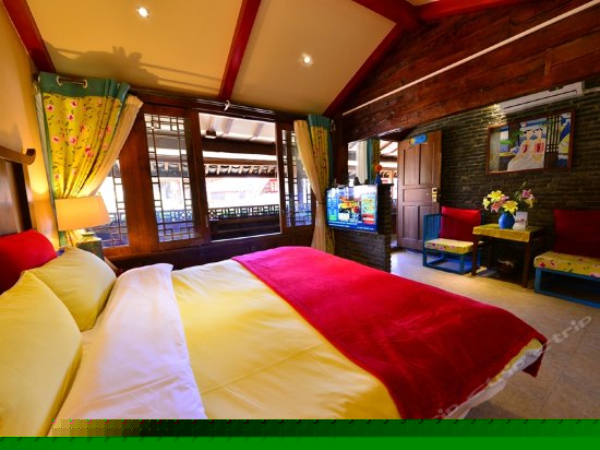 纳西明清大床房