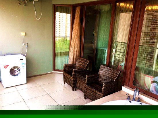 豪华海景套房（大床）