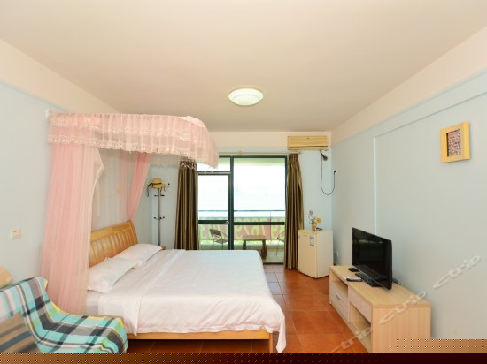 一线豪华海景大床房