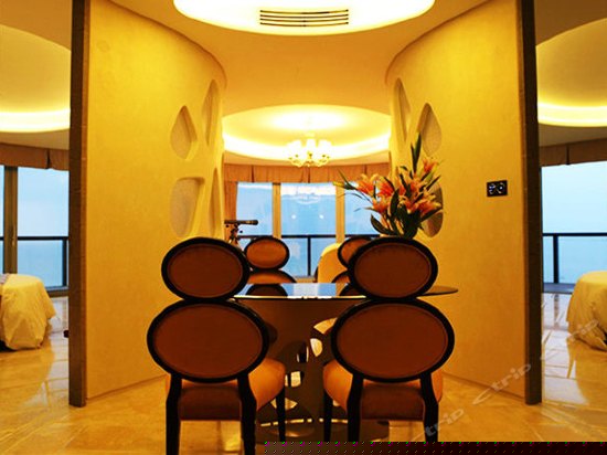 皇家至尊海景套（二房一厅）