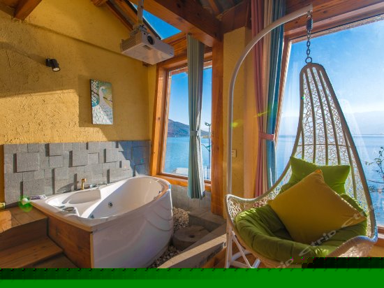 复式星空海景房