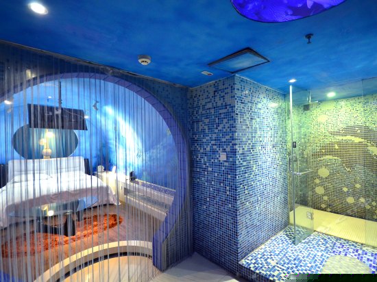 温馨浪漫主题房