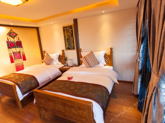 纳西观景双床房