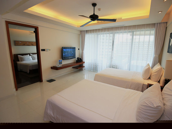 园景二加一家庭套房