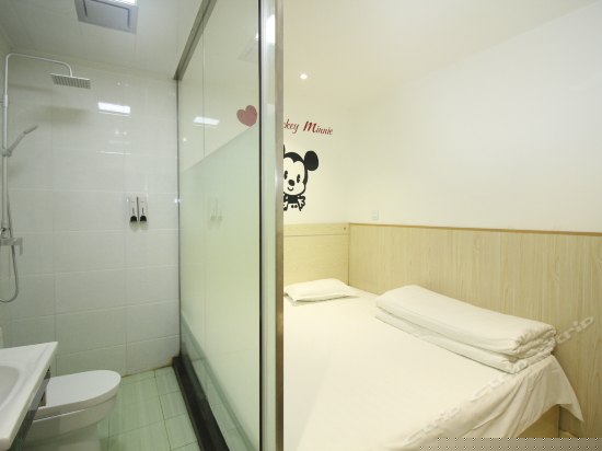 迷你大床(无窗)