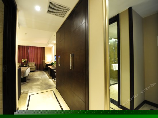 高级海景大床房