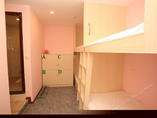 四人间（床位）