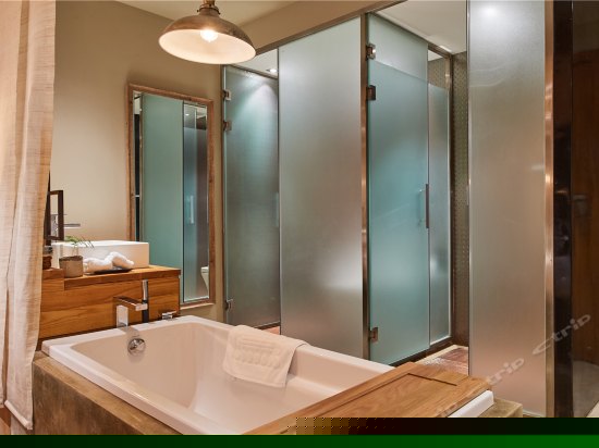 最美夕阳海景大床房