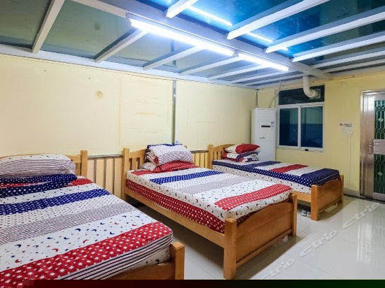 女生四人间（床位）