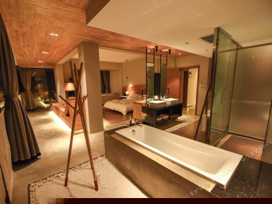 270°无敌海景大床房