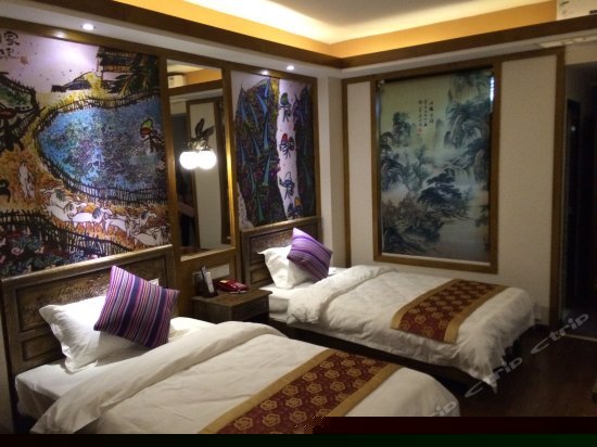 豪华套房（带棋牌室）