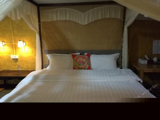 逸龙苑主院一楼标间