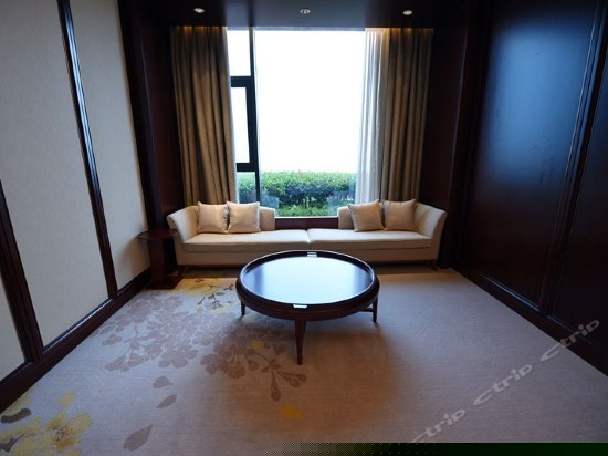 豪华无敌海景套房