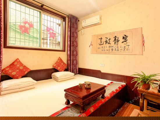 四合院土炕三人房