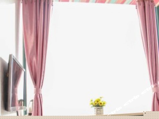 落地窗观海情侣房