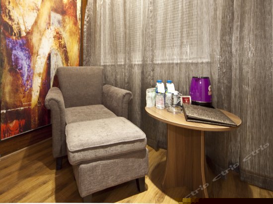 大床房（无窗）