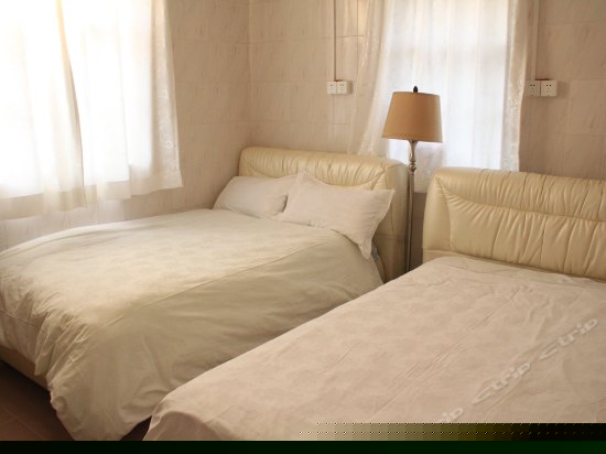 曼屋1号楼1.2米床双床间