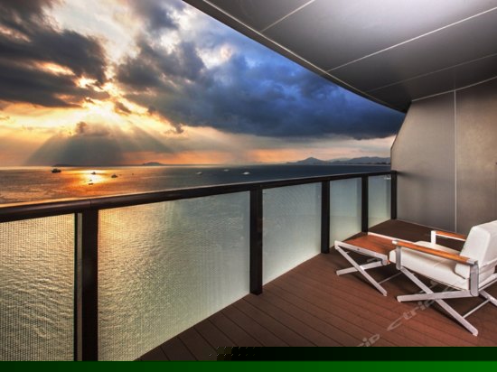 皇家高层海景蜜月房