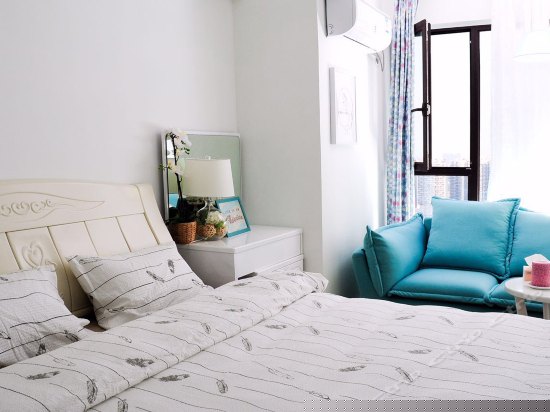 浪漫田园情侣房