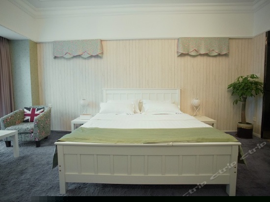 悟空青青田园大床房