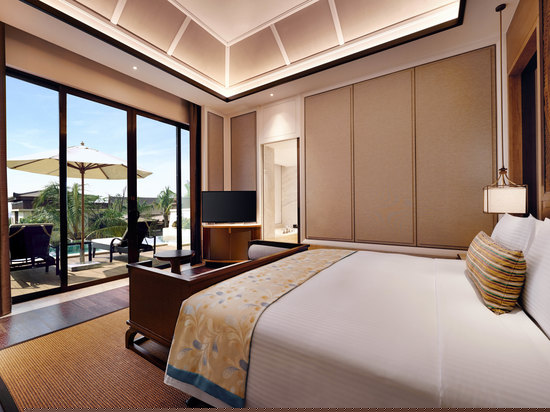 两房泳池别墅套房