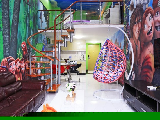 疯狂原始人主题大床房