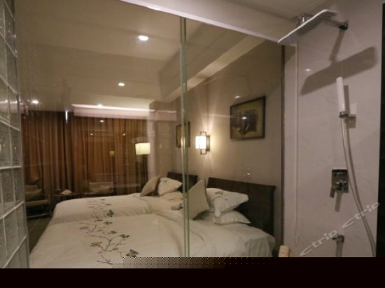 夏天特色双床房