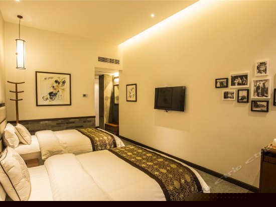 芙蓉池园景家庭房