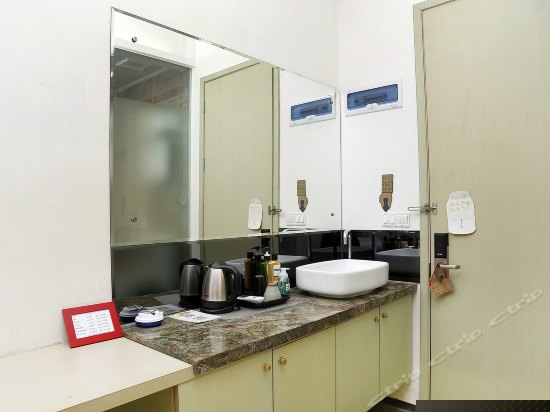 百年古道榻榻米房