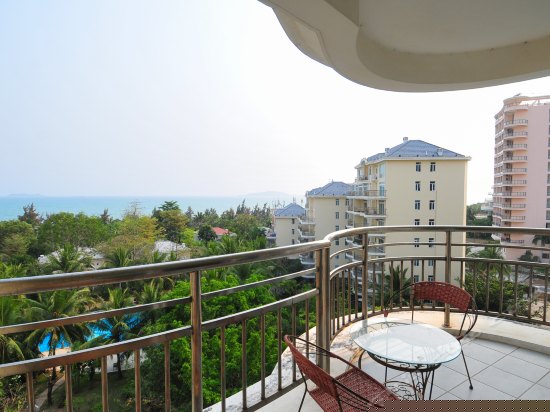 椰风海景三室一厅