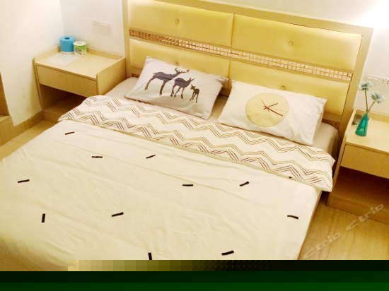 听海蜜月大床房