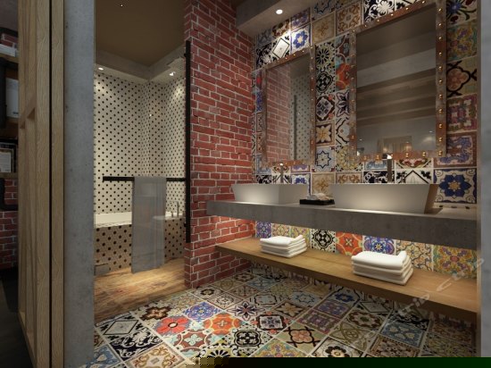 阳台海景四人间