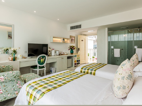 柠檬树休闲温馨亲子房