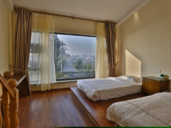 复式海景家庭房