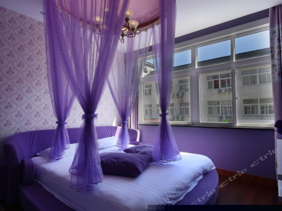 主题温馨大圆床房