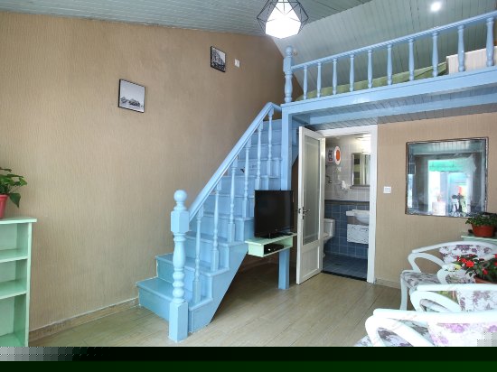 复式阁楼榻榻米大床房