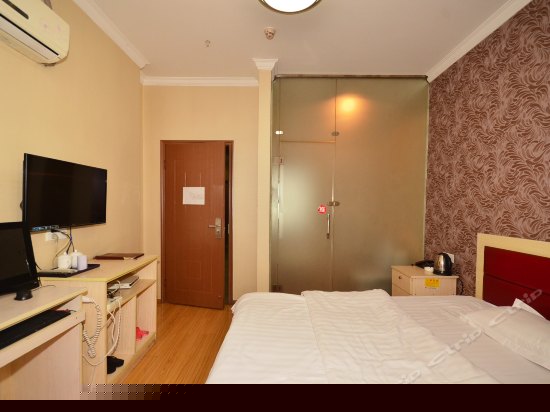 数码单人大床房