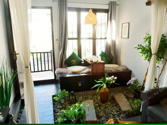 落雨闲别院（一分店独栋复式套房临院）