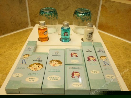 港式标准双人房（满屋世界）