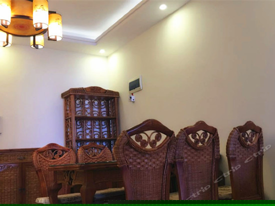 流金岁月两室一厅