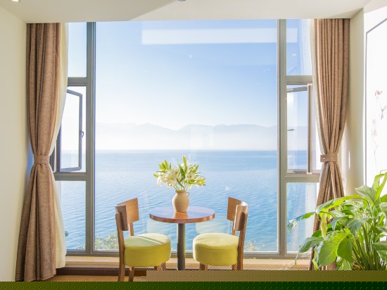 杨柳岸海景大床房