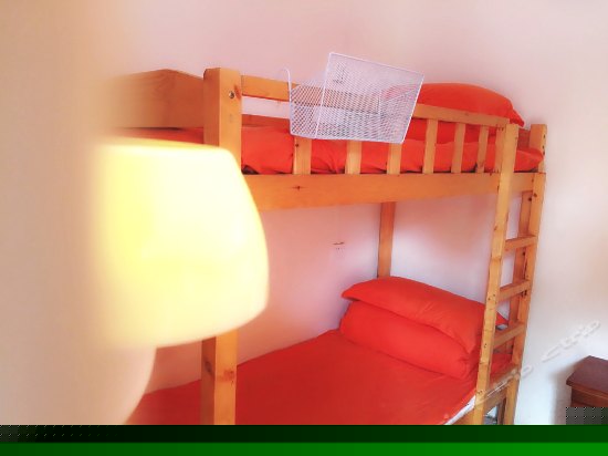 四人上下铺（床位房）