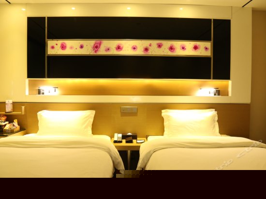 高级双床房(无窗)